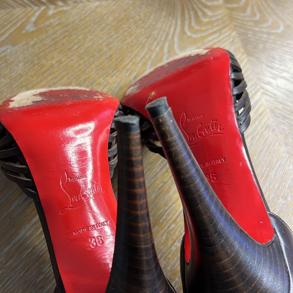 CHRISTIAN LOUBOUTIN Brown Leather Peep-Toe 4”  Heels 36 - Picture 13 of 13
